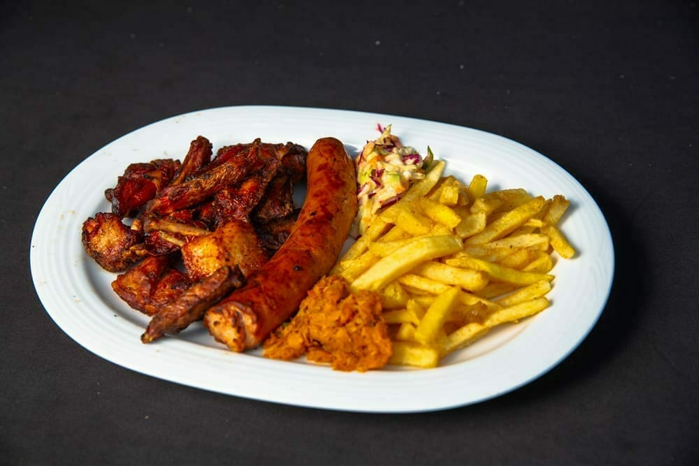 FOOD Ribs and chips spot 1