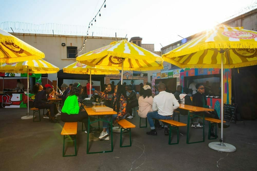 FOOD food court